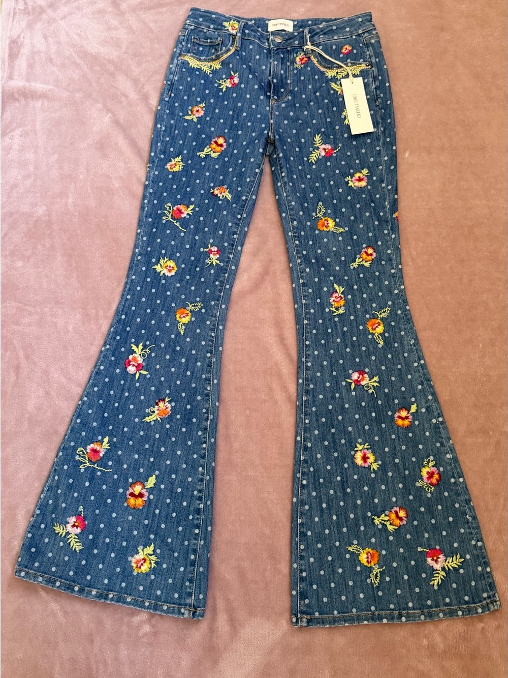 Driftwood Farrah Flare "flowers" Embroidered polka dot jeans 26